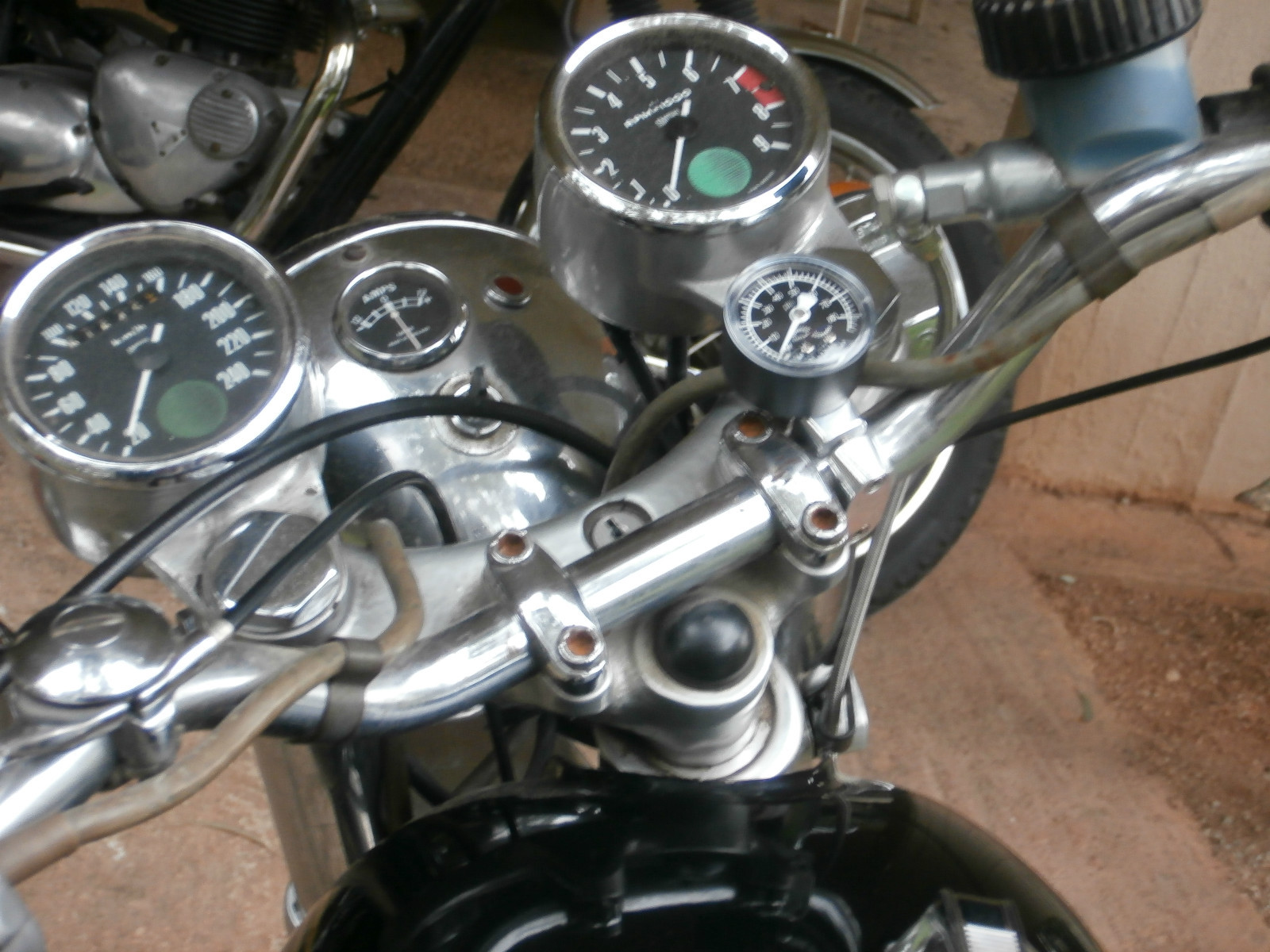 NORTON COMMANDO OIL PRESSURE GAUGE KIT (BLACK FACE INSTRUMENT) eBay