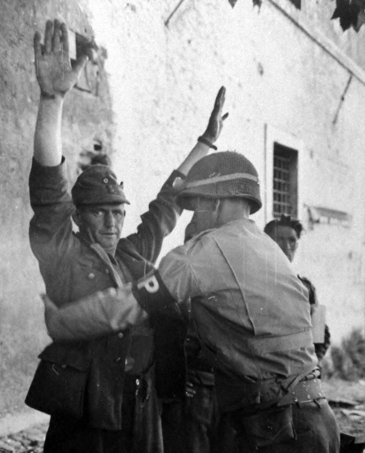 WWII B&W Photo German POW US MP Italy June 1944 World War