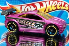 2015 Hot Wheels Race Spin Storm Asphalt Assault