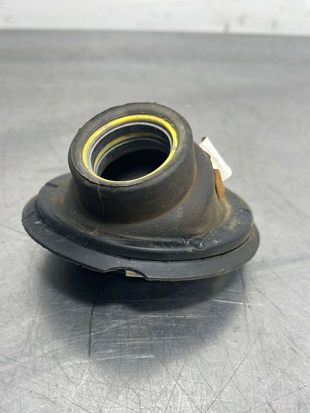 2016-2020 CAMARO SS INTERMEDIATE STEERING SHAFT BOOT OEM 23382993 