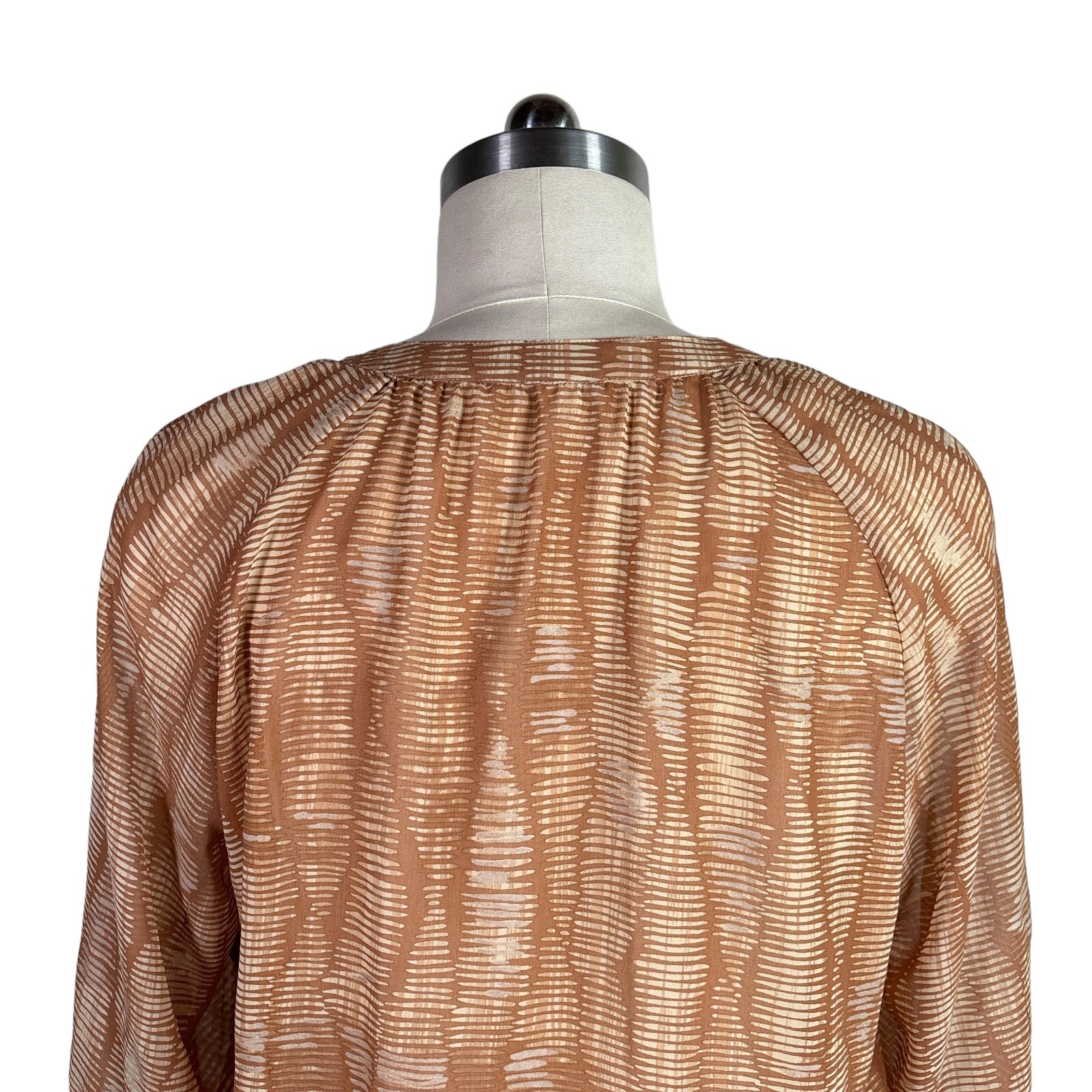coldwater creek lightweight earthy print blouse t… - image 4