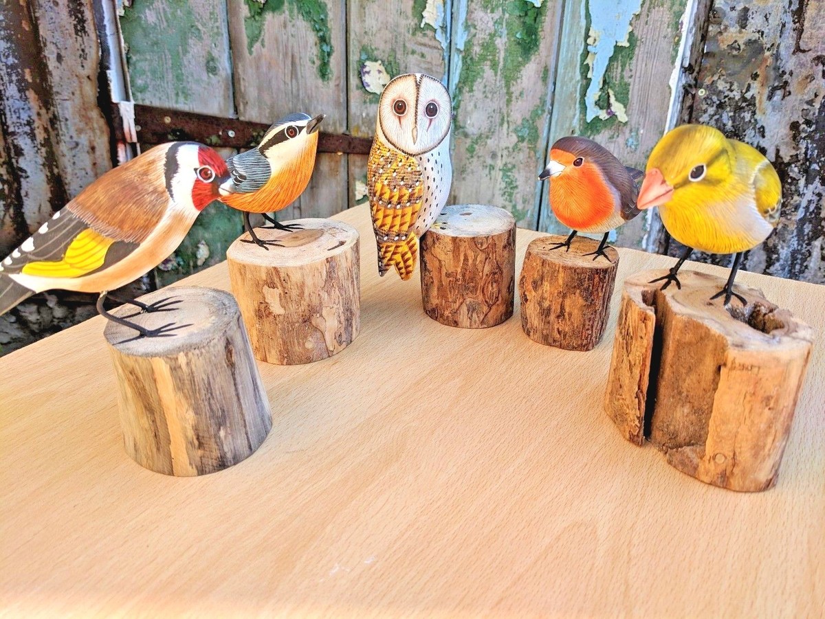 Hand Carved Painted Goldfinch Greenfinch Barn Owl Birds Wood Log Figure  Ornament