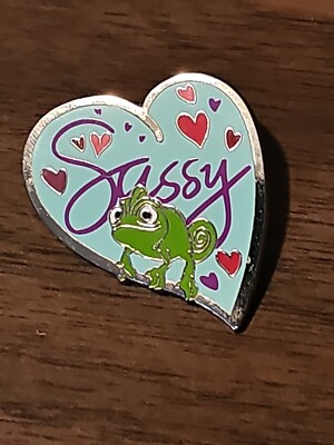 2014 Disney Pin Tangled Rapunzel's Chameleon Pascal Heart Sassy