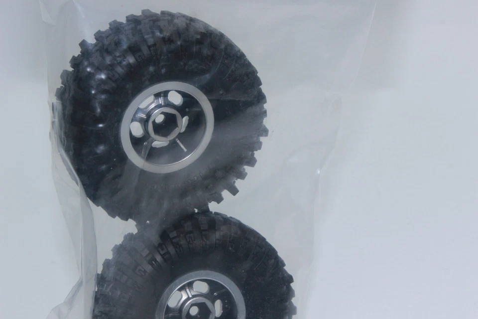 Traxxas TRX 9872 Reifen auf Felge chrom 2.4 MT TRX 4M Ford F150 1:18 NEU OVP - Bild 4 von 4