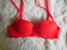 EUC Victoria's Secret Dream Angels Red Lace Balconette Padded Bra Rhinestone 32B