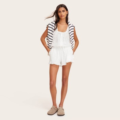 Women's Mid-Rise Woven Drawstring Shorts - Parke Cream M