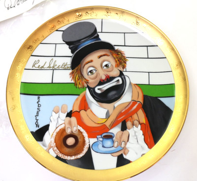 Red Skelton ''The Donut Dunker'' Hand Signed Porcelain Collector Plate #187 in Box