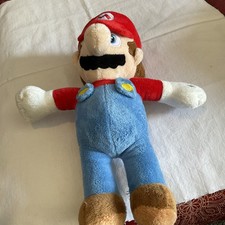 Super Mario Bros Mario 11" 2010 Nintendo