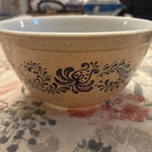 EUC Vintage Pyrex Homestead 402-1.5pt 750ml Tan & Blue! Stunning!