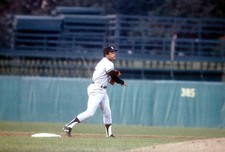 Sandy Alomar Sr. New York Yankees in action against the Baltimore - Old Photo