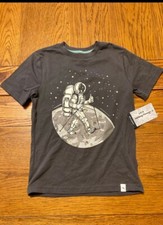 Tommy Bahama Youth Boys Gray Short Sleeve Astronaut Graphic T-Shirt Size Small