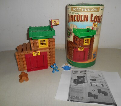 LOT OF WOODEN LINCOLN LOGS FORT HUDSON + FORT RED PINE WOOD PLAY SET