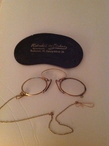 armless reading glasses