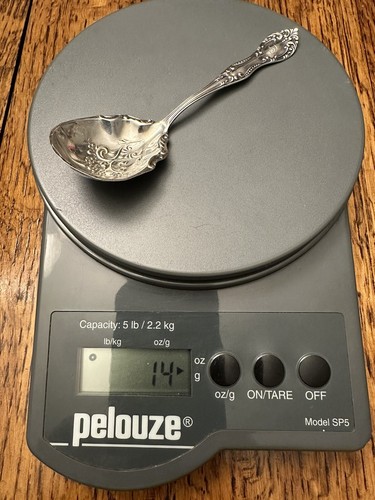 Baker Manchester Sterling Silver Berry Serving Spoon 14 g - Picture 8 of 11