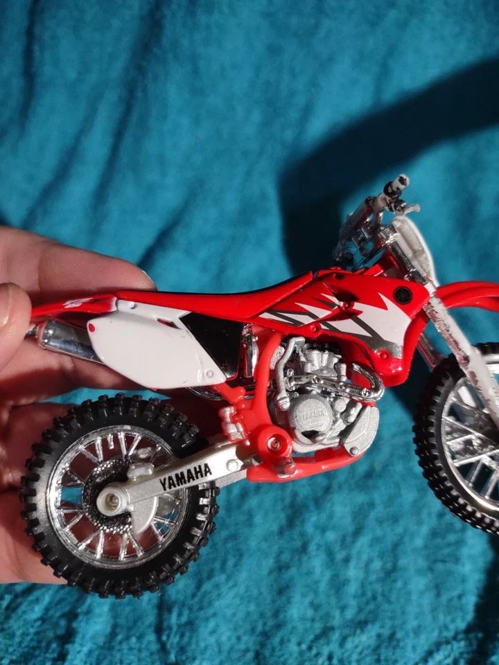 Maisto1:18 Yamaha 2018 Mt-07 Replica Alloy Used Without Stand - Image 2 of 4