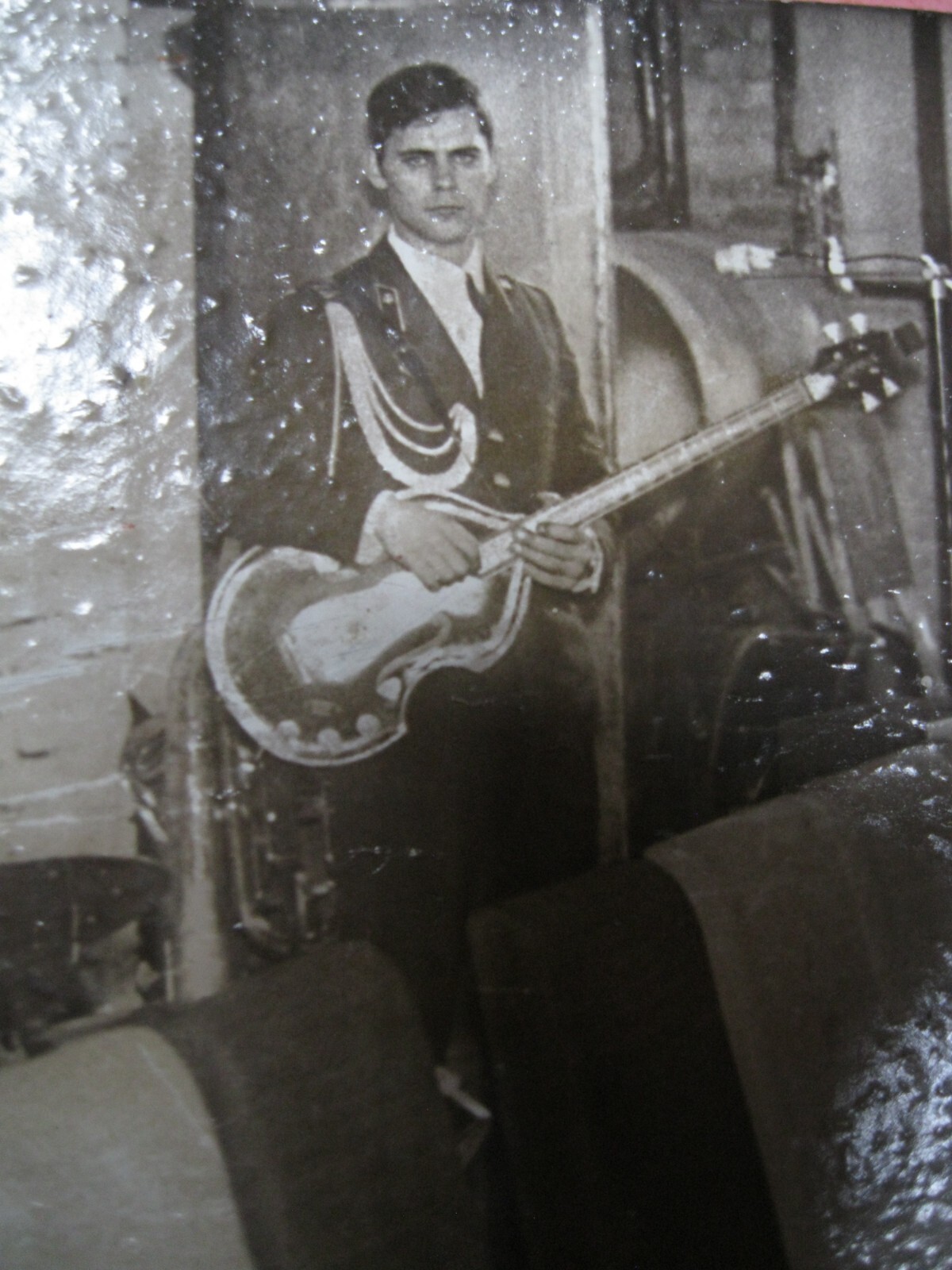 Picture 20 of 24