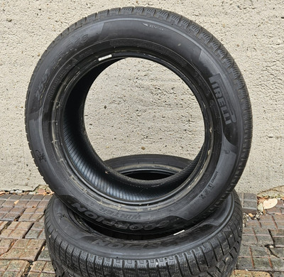  2 Pirelli Scorpion 255/55R18 109H Winterreifen 6mm DOT 2320 Runflat