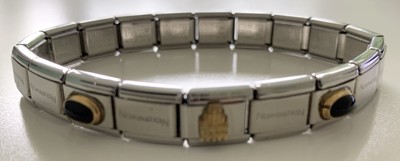Nomination Armband Gr. M 17 cm 19 Links 3x Stahl Gold 18 Karat Charms Einsatz
