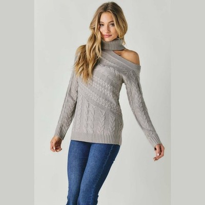 NWT Davi & Dani Turtleneck Slit Shoulder Gray Cable Knit Sweater, M