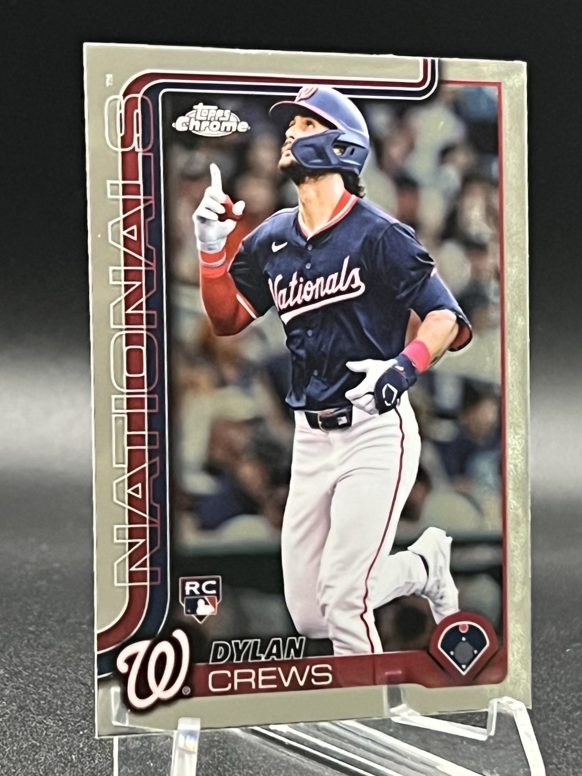 2025 Topps Chrome Dylan Crews #146 Washington Nationals ROOKIE RC 🟢