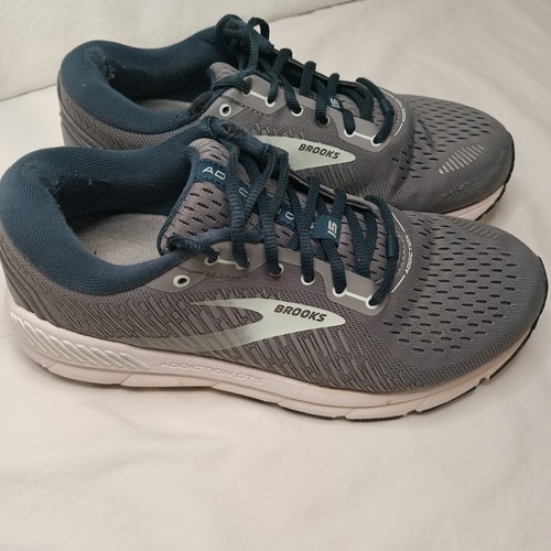 Women's Brooks addiction GTS 15. Size 9 wide.