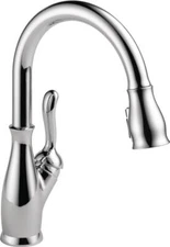 Delta Leland 1-Handle Pull-Down Kitchen Faucet Chrome-Certified Refurbished