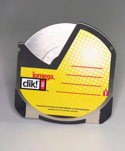 Iomega Clik! Disco da 40 Mb con Custodia in Perfette Condizioni - RARO