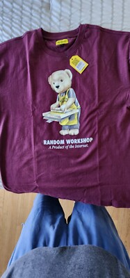 Chinatown Market Random Workshop Bear Crewneck T-shirt Size XXL  Maroon NEW