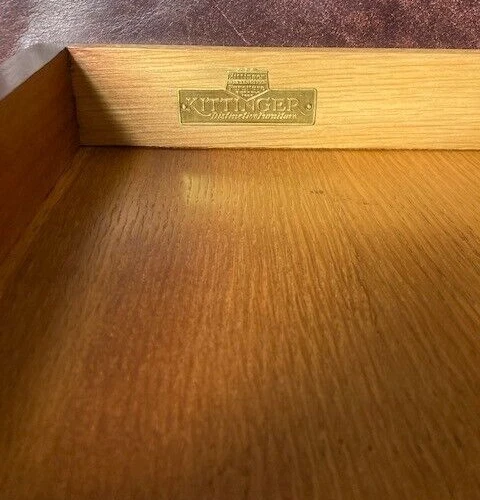 VTG 1940’S KITTINGER COLONIAL WMBG MAH., OCTAGONAL ACCENT TABLE, ORIG. FAM. OWNR - Image 3 of 4