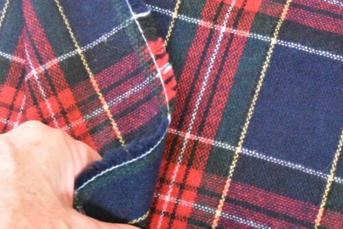 28" Long x 56" Wide, Red & Navy Tartan/Plaid Light-to-Mid-Weight Wool, A554 - Picture 4 of 4