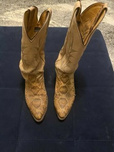 rattlesnake skin cowboy boots