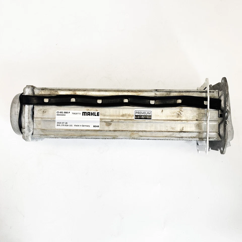 2PCS Intercooler 06E145621F For Audi Porsche VW A6 A7 Quattro Q5 Q7 S4 Cayenne - Image 4 of 4