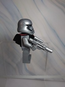 Lego Captain Phasma 75103 Episode 7 Star Wars Minifigure