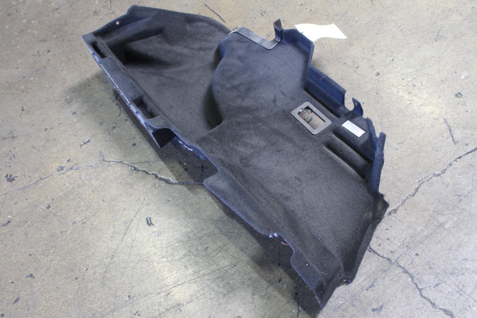 2014 Maserati Quattroporte, LH, Left, Side Trunk Carpet, Used, P/N 670024801