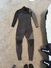 Quicksilver Highline Zipless Men s Size Medium 4/3mm Wetsuit