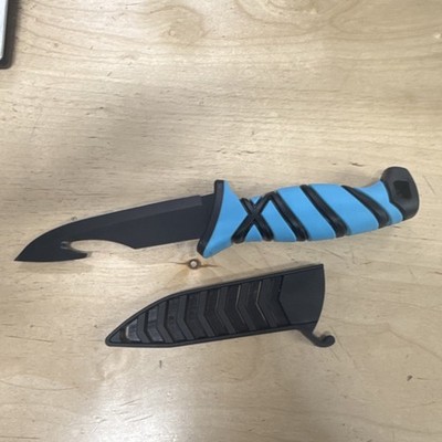 Gut Hook Fixed Blade Knife  Steel Blue Black Handle Sheath Survival fishing