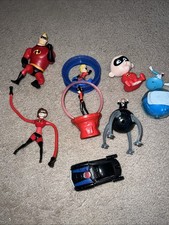 2004 McDONALDS DISNEY PIXAR INCREDIBLES COMPLETE 8 TOY SET