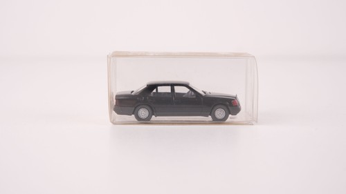 Wiking H0 13153 Mercedes 260 E negro | Zustand: Gebraucht