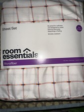NEW Room Essentials Twin/Twin XL Sheets 3-Pc Set Microfiber White/Red