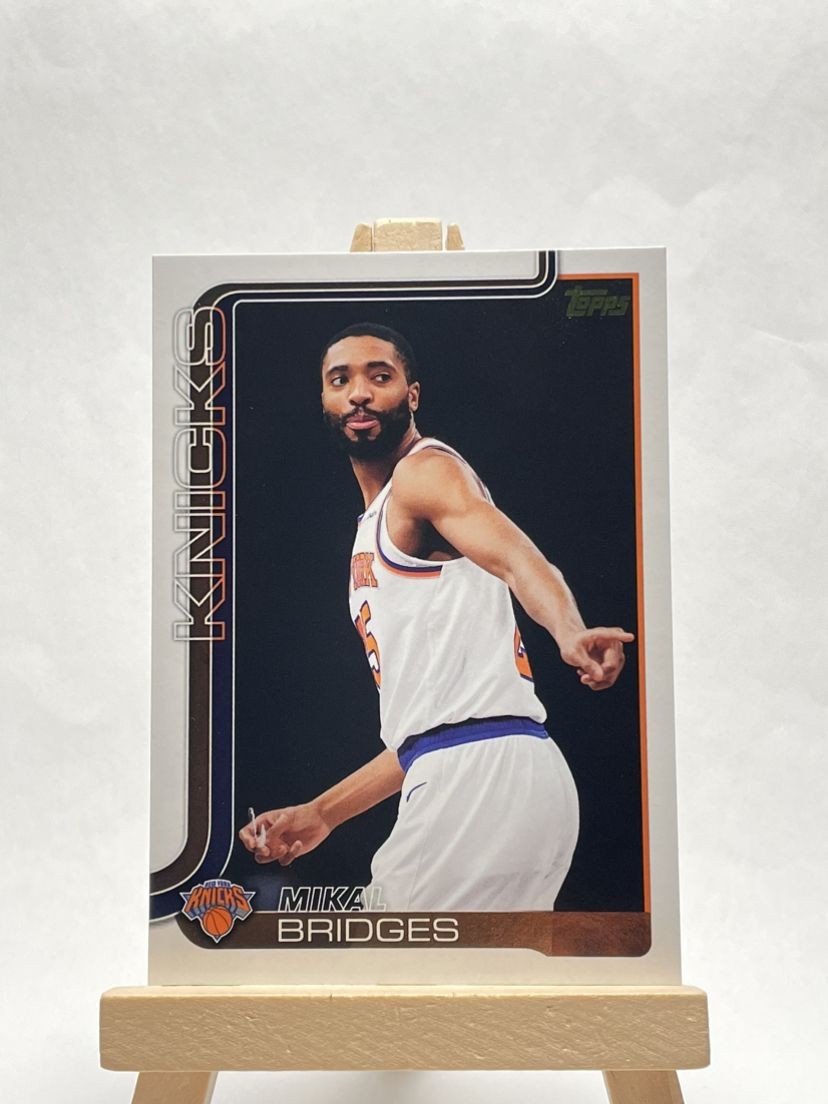 2025 Topps Flagship Mikal Bridges Golden Mirror Image Variation SSP #18