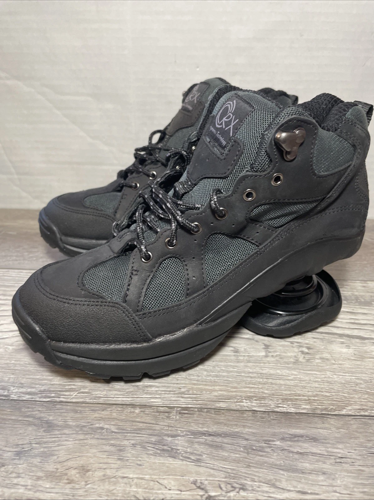 CRX Hiking Boots Spring Coil Men W7 Women W8.5 Black Preowned Unused