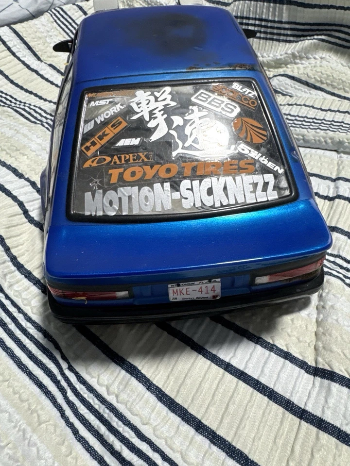 Chasis RC 1:10 LP86 con giroscopio Omg y servo Plus carrocería Pandora Trueno $800 usd  Foto 3 de 4