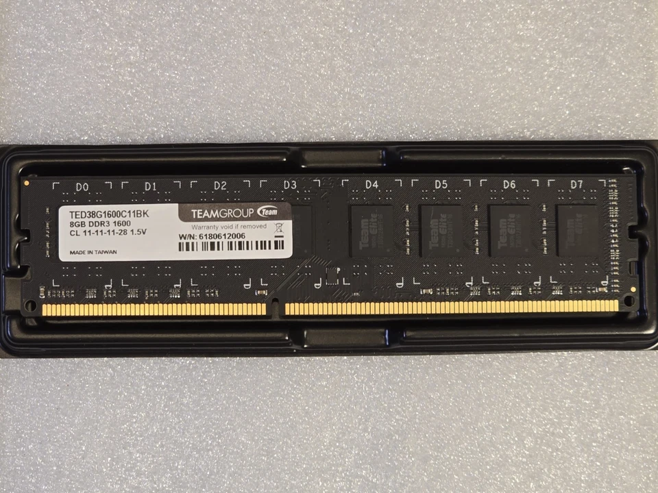 Team Group 8GB DDR3 1600 Desktop Memory RAM TED38G1600C11BK - Image 3 of 3