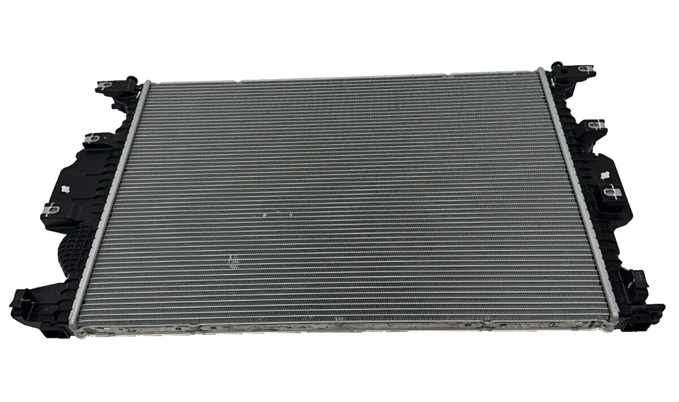 Genuine Ford Radiator Assembly For 2013-2019 Ford Fusion Lincoln MKZ 2.0L Hybrid Foto 4 de 4