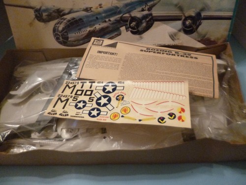 VINTAGE MPC 1/72 B-29 SUPERFORTRESS #2500 - Picture 5 of 5