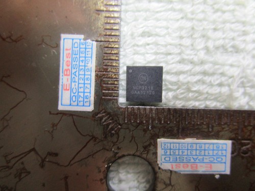 5 Stck. NCP3218MNR2 NCP 3218 NCP3Z18 NCP32I8 NCP321B NCP3218 NCP3218MNR2G QFN48 IC - Bild 1 von 1