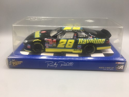Lot of 2 Nascar Winner's Circle #88 UPS & #28 Havoline 1:24 Diecast Display Case - Picture 6 of 21