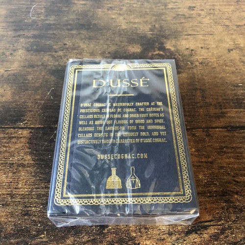 NUOVE carte da gioco D'USSE Chateau DE COGNAC/FRANCIA Premium Dusse Merch - Foto 4 di 5