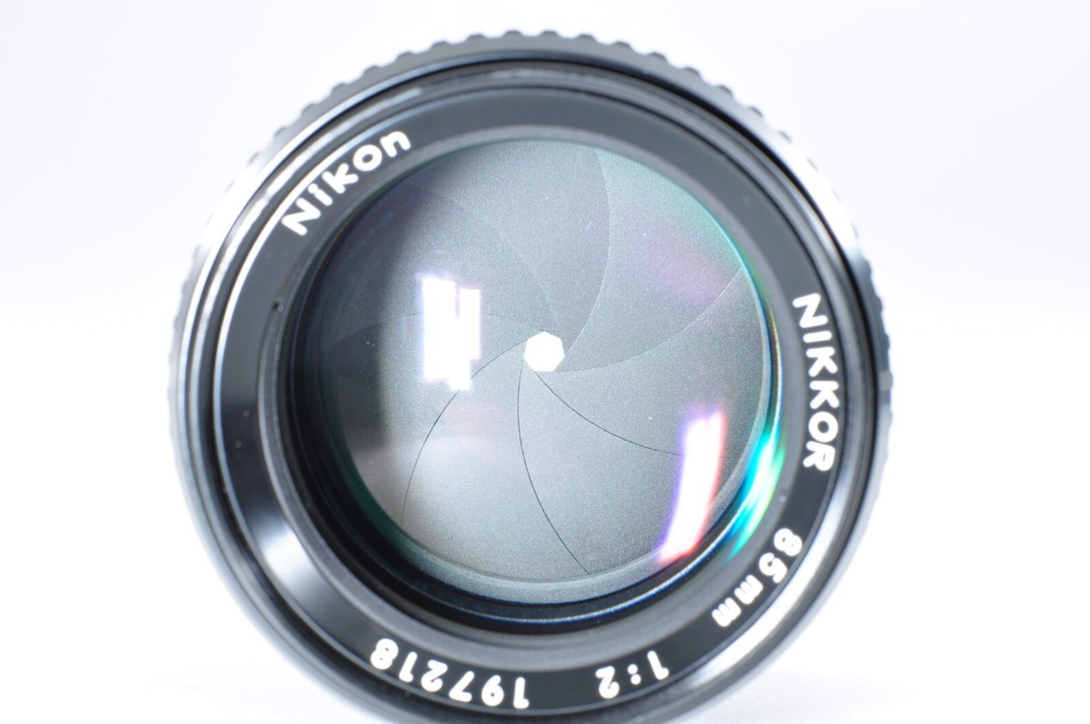 Tested/N MINT-] Nikon Ai NIKKOR 85mm F/2 Portrait MF Prime