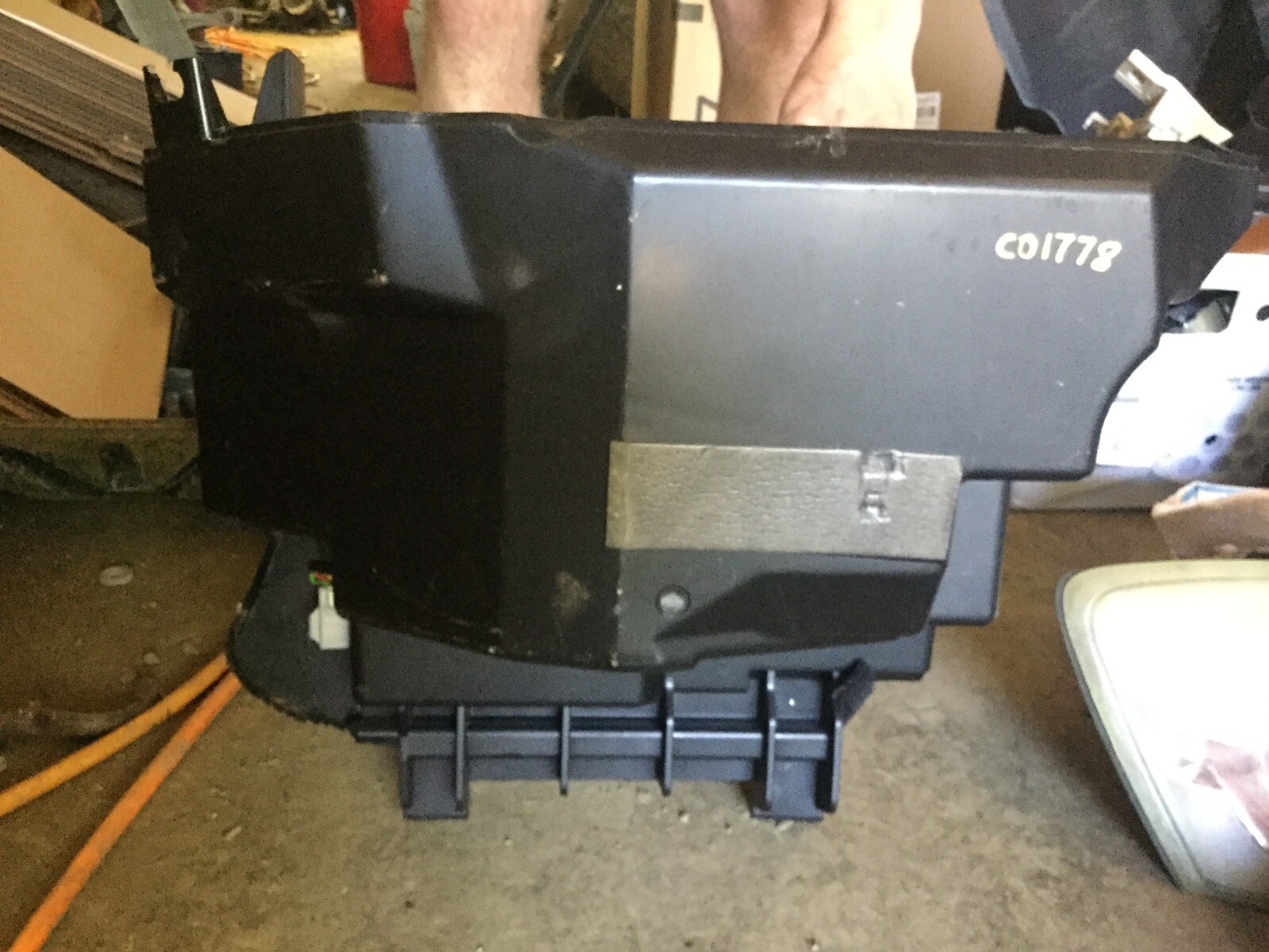 Aston Martin Vantage Subwoofer Speaker Assembly 6G33-18808-GB